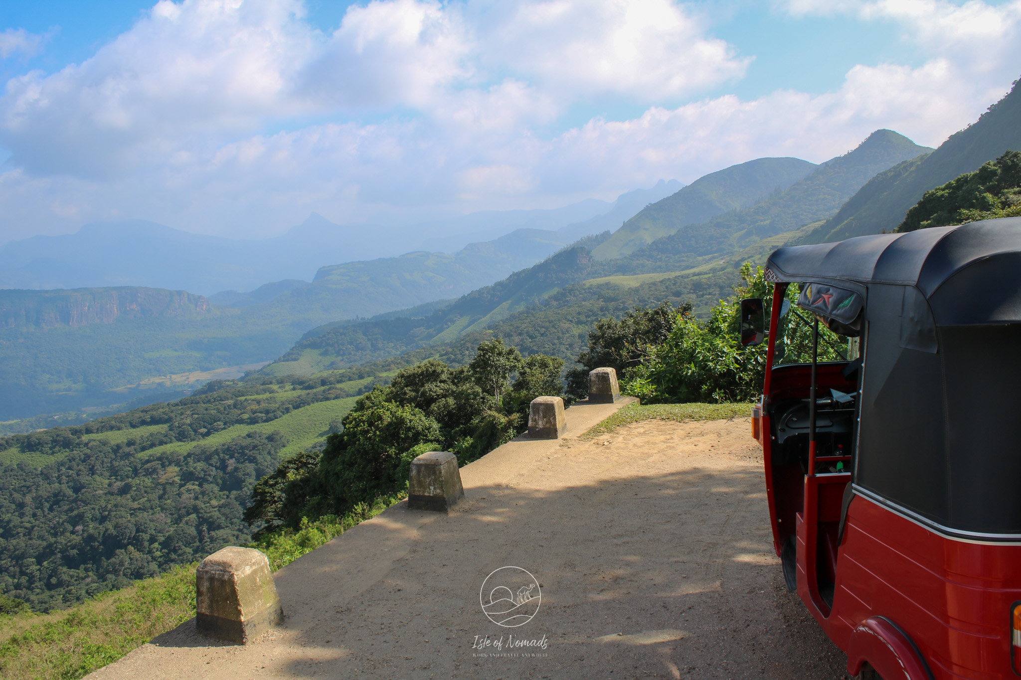 View over the landscape somewhere between Kandy and Nuwara Elija